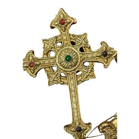 Set of 5 gold tone cross ornaments - Picture 9 of 10